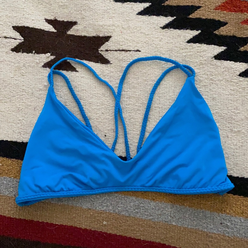 Frankie’s Bikinis Top